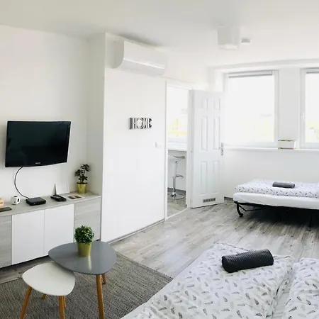 Central Apartments * 베스프렘
