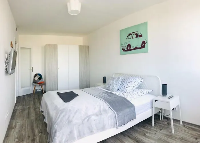 Central Apartments *